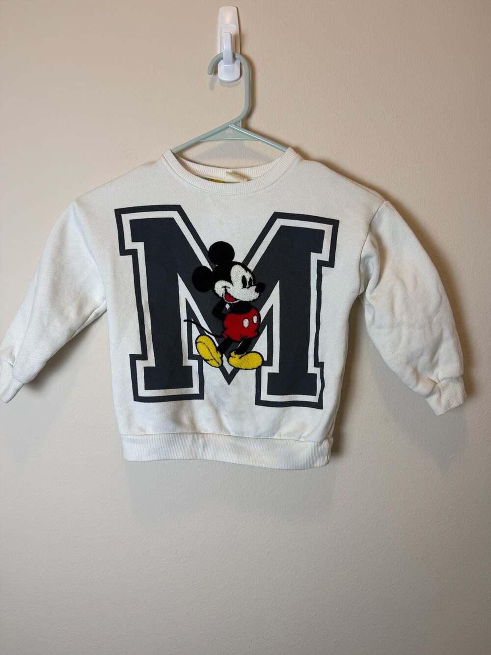 Zara Kids Disney Mickey Mouse 90th Anniversary White Sweatshirt Size 110